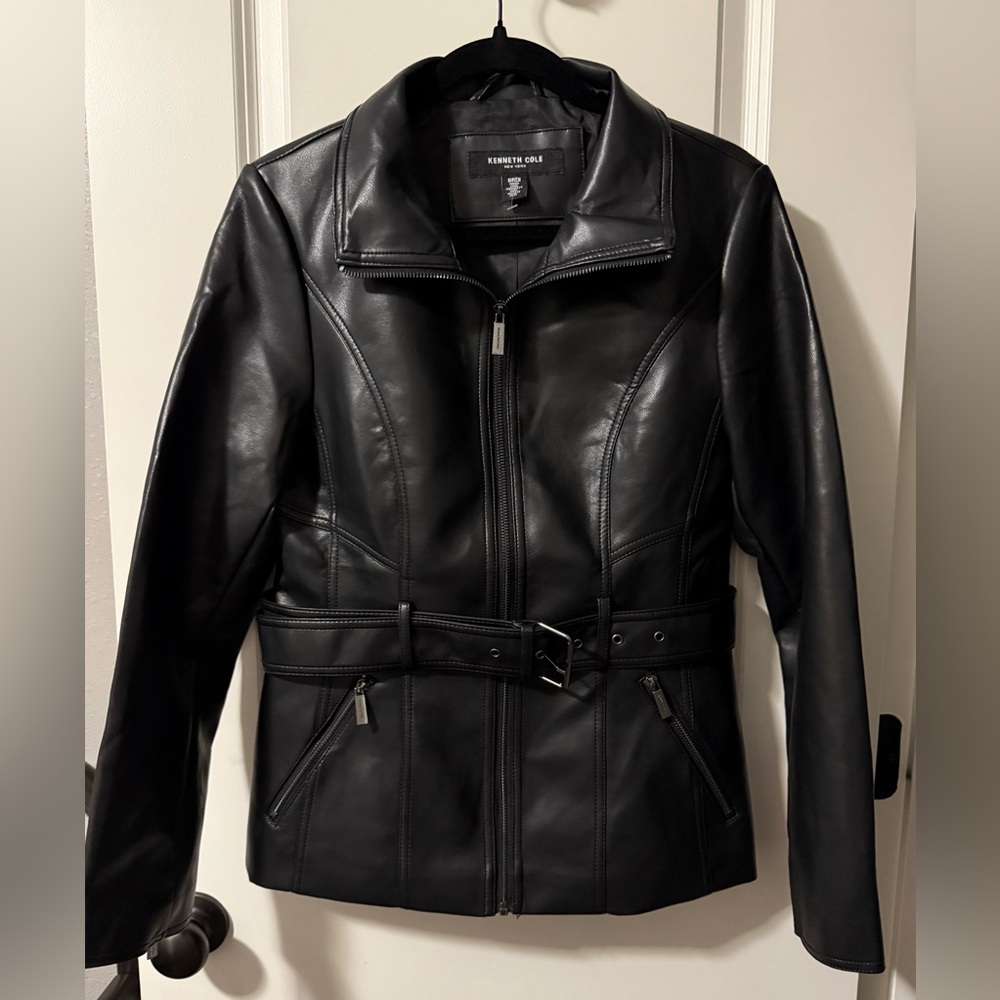 Kenneth Cole Women's Black Belted Faux Leather Jacket with Belt NEW size Small